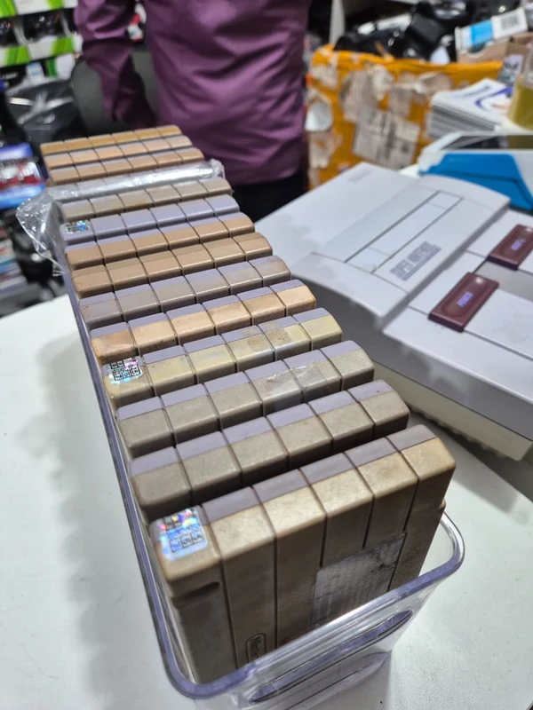 Loja de games retrô, Rene Games, no Relógio de São Pedro por Moysés Suzart