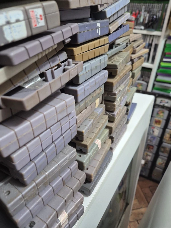 Loja de games retrô, Rene Games, no Relógio de São Pedro por Moysés Suzart