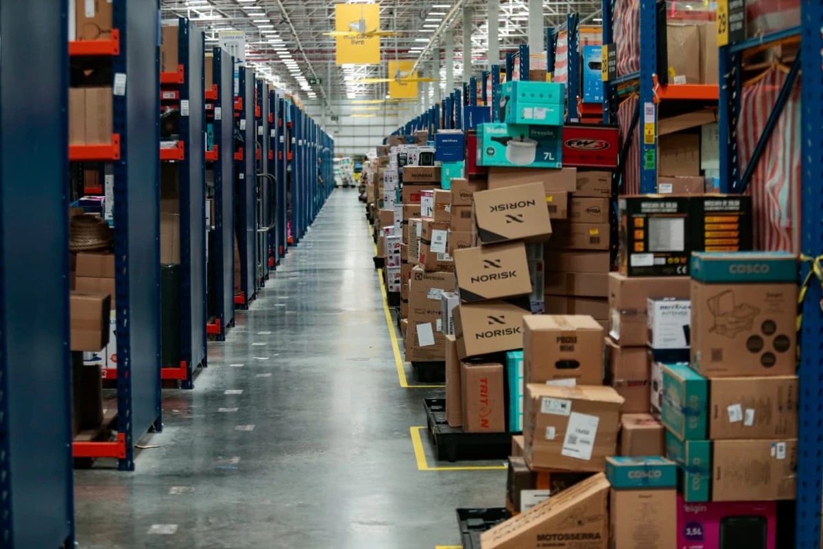 O primeiro centro de distribuição nordestino fica em Pernambuco por Arisson Marinho/CORREIO