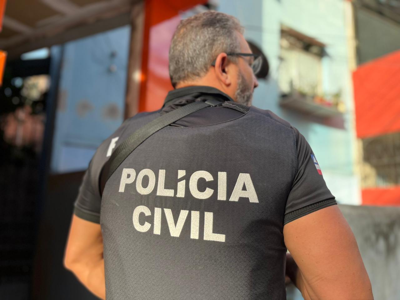 Operação Parking prende seis homens e cumpre mandados no Nordeste de Amaralina em Salvador por Filipe Conceição / Ascom PCBA