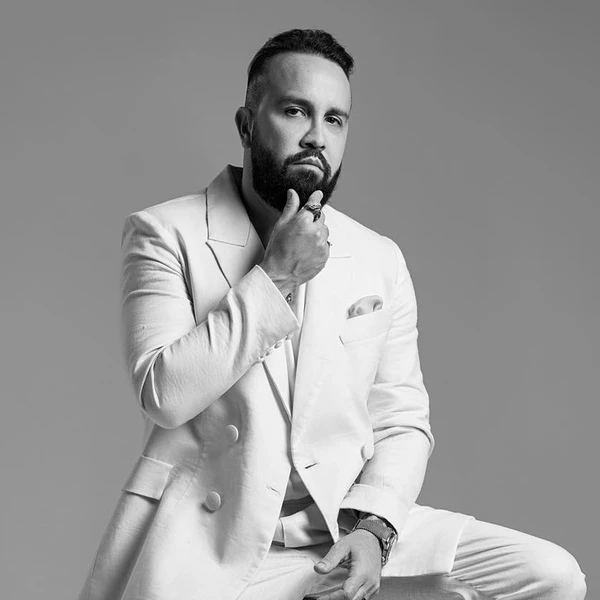 Ricardo Flores por Reprodução