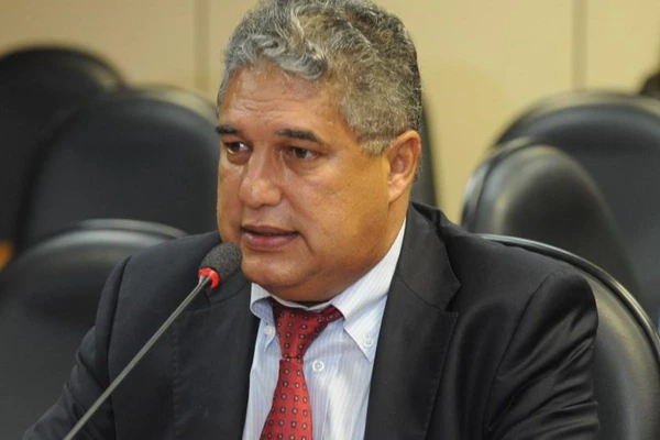 Rosemberg se envolveu em acidente na Bahia por Reprodução