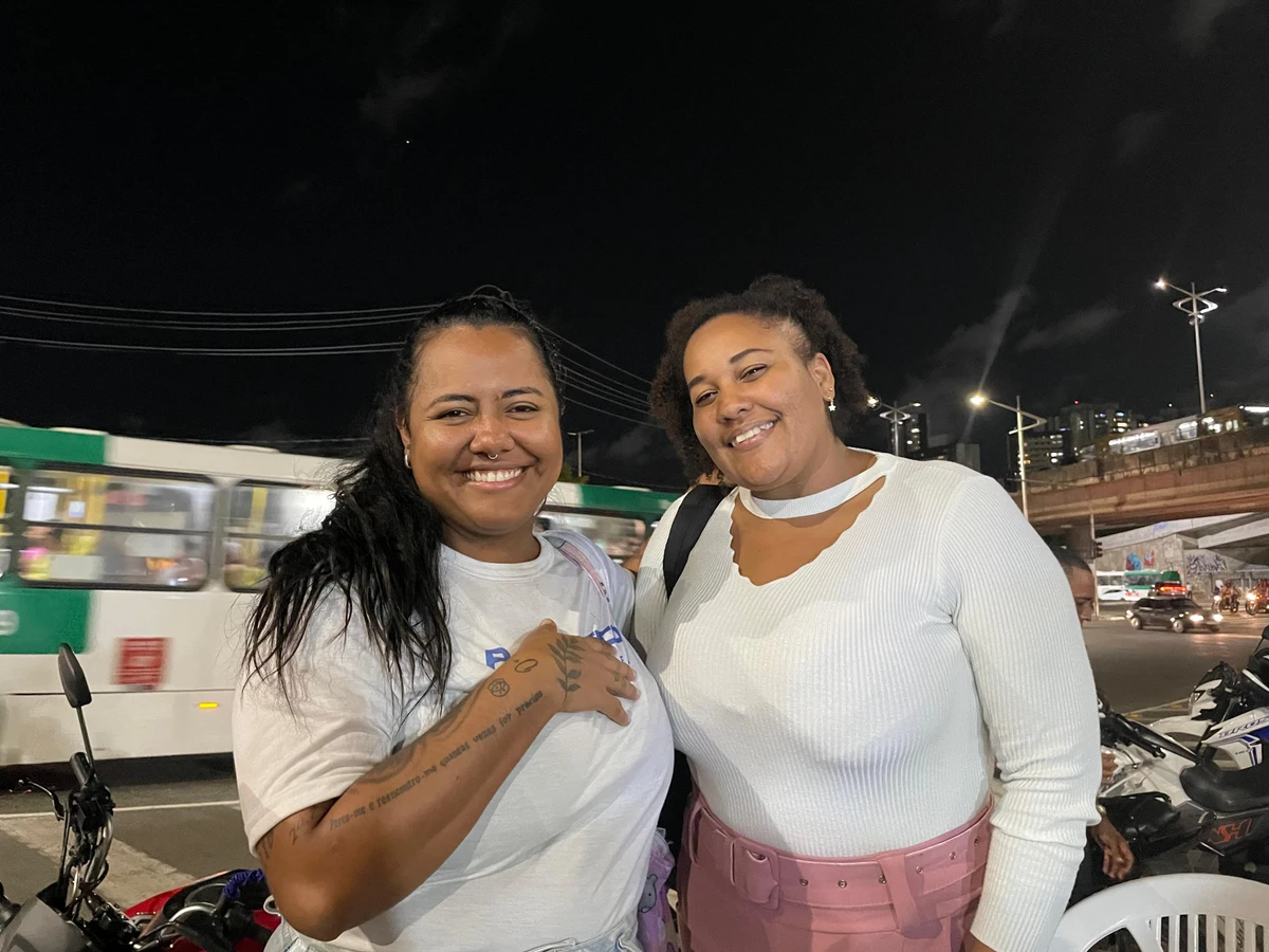 Thalia Vargão e Larissa Farias estiveram no samba pela primeira vez há dois anos por Elaine Sanoli/CORREIO*