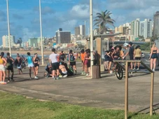 Imagem - Corredora morre após sofrer parada cardíaca durante treino na orla de Salvador