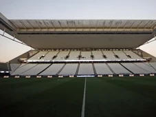 Imagem - Corinthians encara Botafogo em Itaquera com esperança de G-8 no Brasileirão