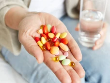 Imagem - Sertralina pode causar 'perda de sentimentos'? Veja efeito colateral de antidepressivos