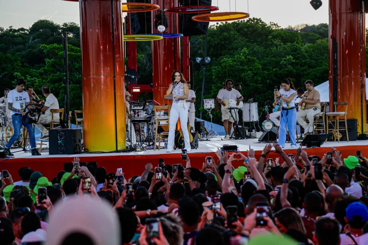 Ivete Clareou em Salvador por Arisson Marinho/CORREIO