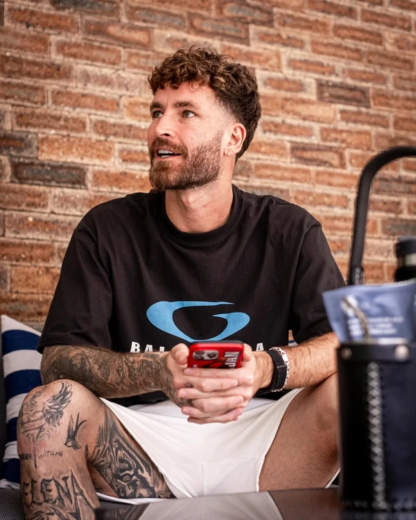 Léo Pereira por Reprodução/Instagram