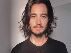 Imagem - Tiago Iorc revela que a mãe pensou em abortá-lo e conta como ideia mudou