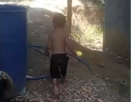 Criança de 2 anos é morta por padrasto por Reprodução