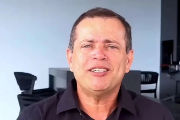 Emanuel Messias Soares de Carvalho, de 52 anos, foi executado a tiros por Reprodução