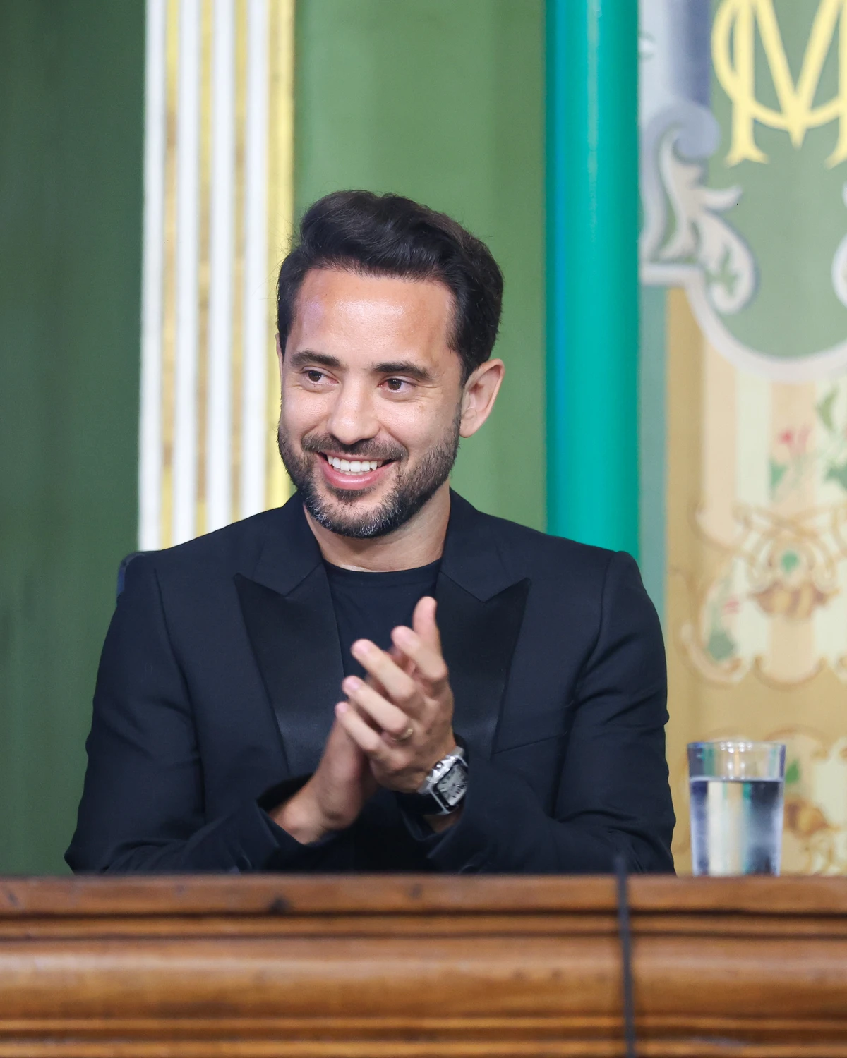 Everton Ribeiro recebe título de Cidadão Soteropolitano na Câmara Municipal por Catarina Brandão/EC Bahia