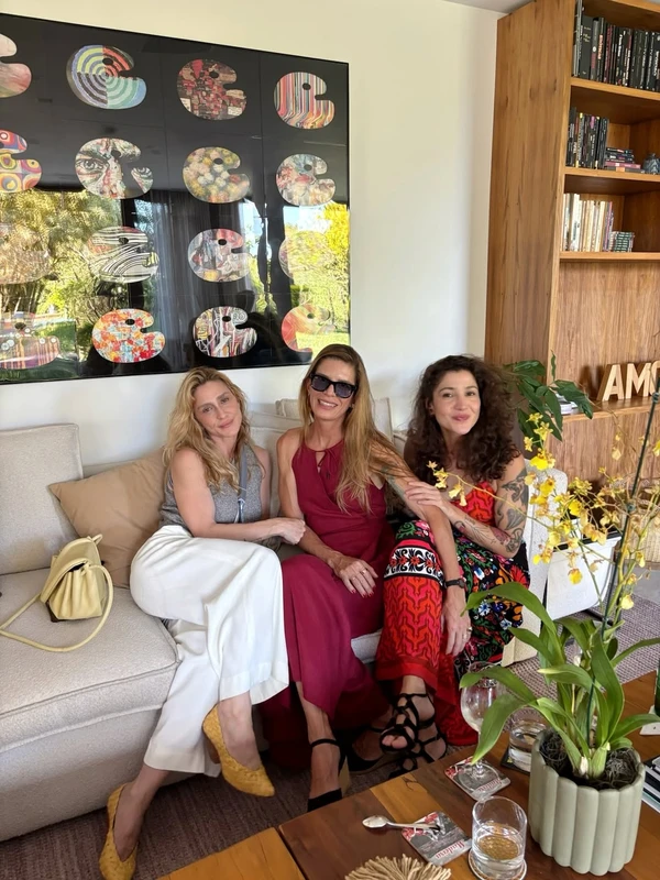 Festa de Walcyr Carrasco reúne estrelas por Reprodução/instagram