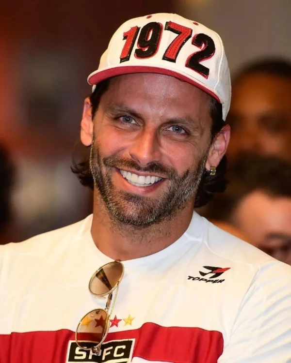 Henri Castelli pagará R$ 438 mil por uso indevido de camarote do SPFC