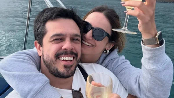 Jornalista Mari Palma e o humorista Osmar Campbell  por Reprodução/Redes Sociais 