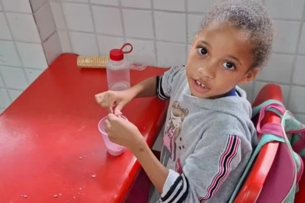 Mãe e filhos morreram em incêndio provocado  por Reprodução