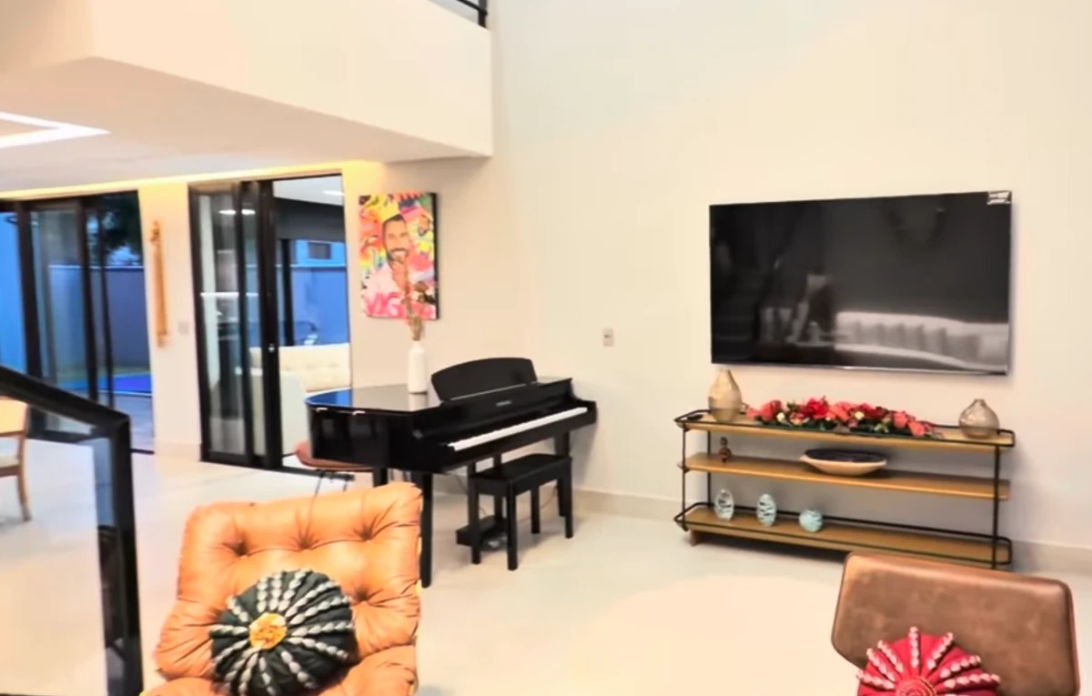 Mansão fica  por Reprodução | Instagram