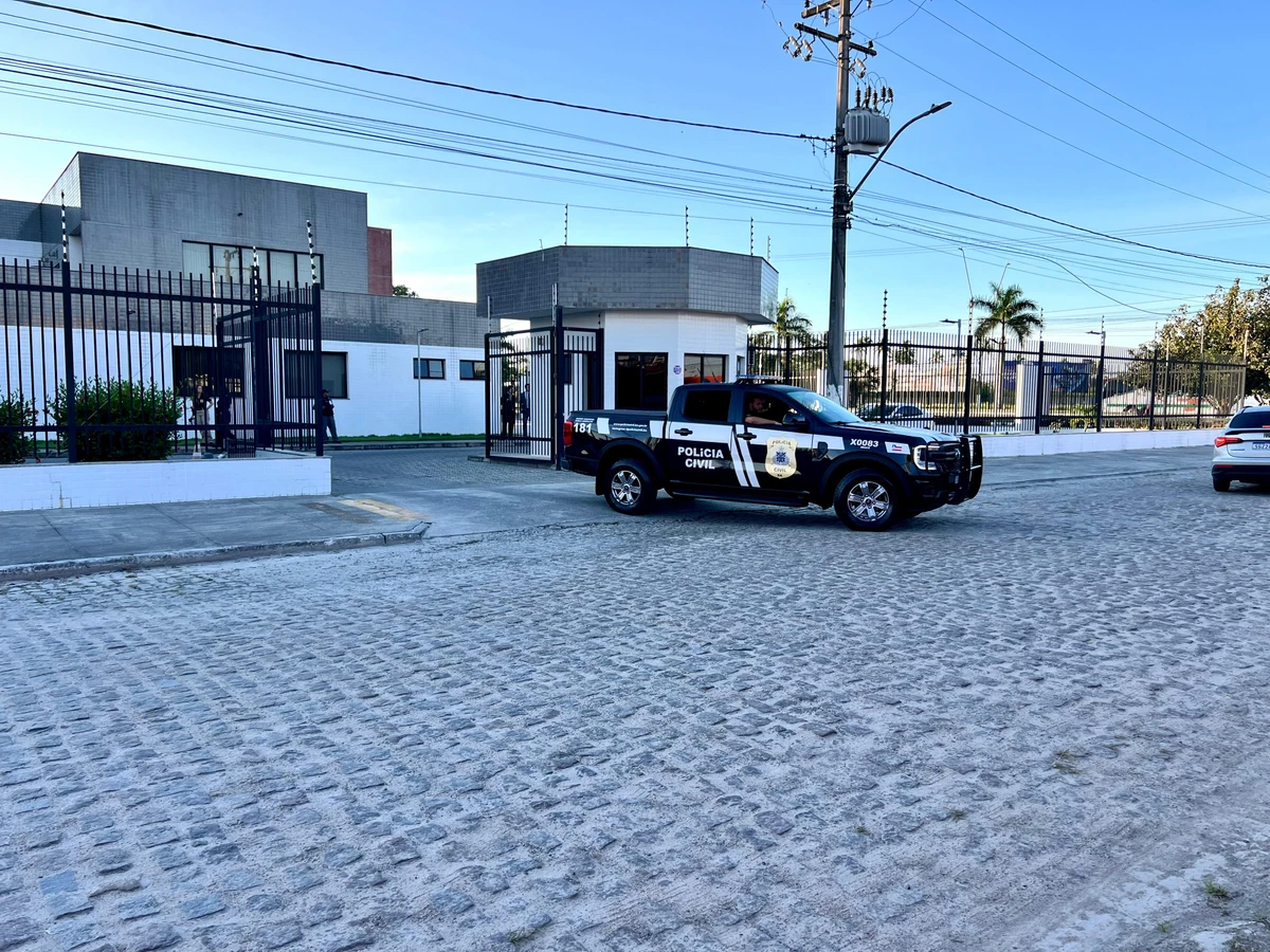 ‘Operação Fogo Cruzado’ por Divulgação