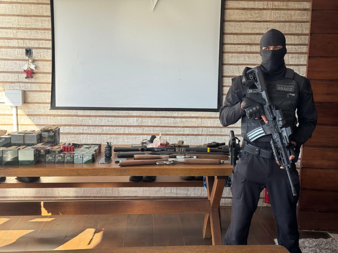 'Operação Fogo Cruzado' por Polícia Civil 