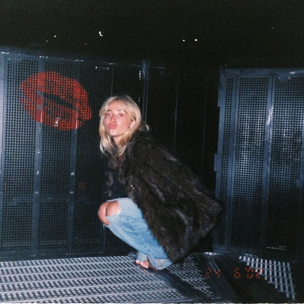 Sabrina Carpenter na turnê Short and Sweet por Reprodução/Instagram