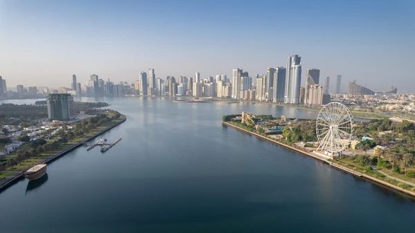 Mais limpas: 2º Sharjah por Shutterstock