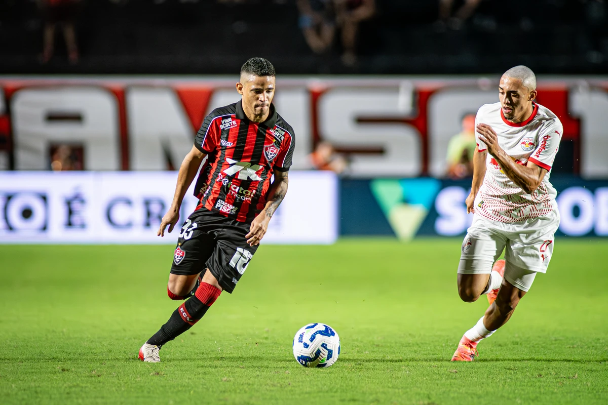 Vitória x Red Bull Bragantino no primeiro turno