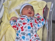 Imagem - Bebê de 4,4 kg nasce de parto normal e surpreende maternidade na Bahia