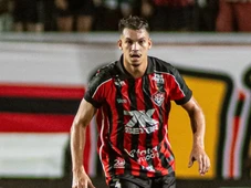 Imagem - Com mudança forçada na zaga, o Vitória está escalado para encarar o Bragantino