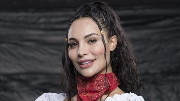 Aline Mineiro participou de A Fazenda por Reprodução