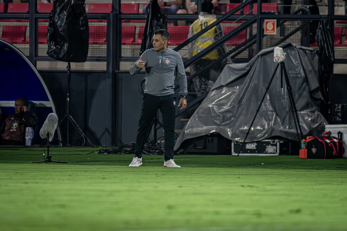 Bragantino 4x0 Vitória - 34ª rodada   por Victor Ferreira/EC Vitória