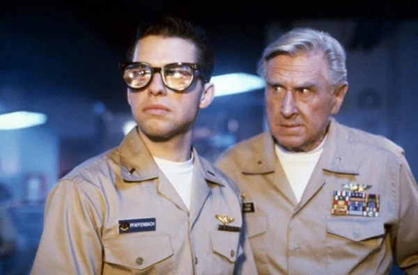 Top Gang - Ases Muito Loucos (1991) - Disney+ por Reprodução