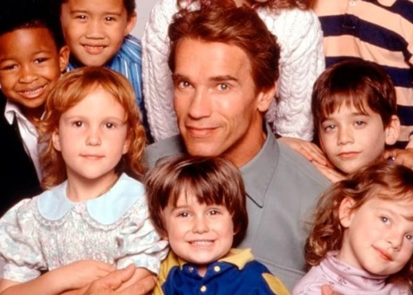 Um Tira no Jardim de Infância (1990) - Prime Video, Apple TV por Reprodução