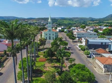 Imagem - Prefeitura anuncia concurso público com 484 vagas e salários de até R$ 16,4 mil