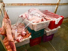 Imagem - Açougue é interditado em cidade baiana após Vigilância encontrar carnes podres