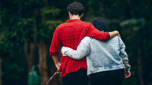 Como a parceria comercial se manteve após o fim do casamento