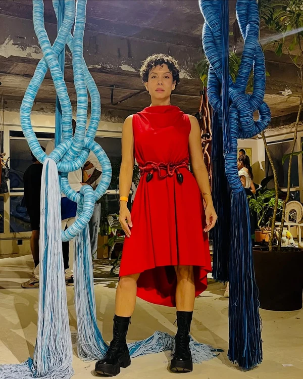 Lia Khey por Reprodução