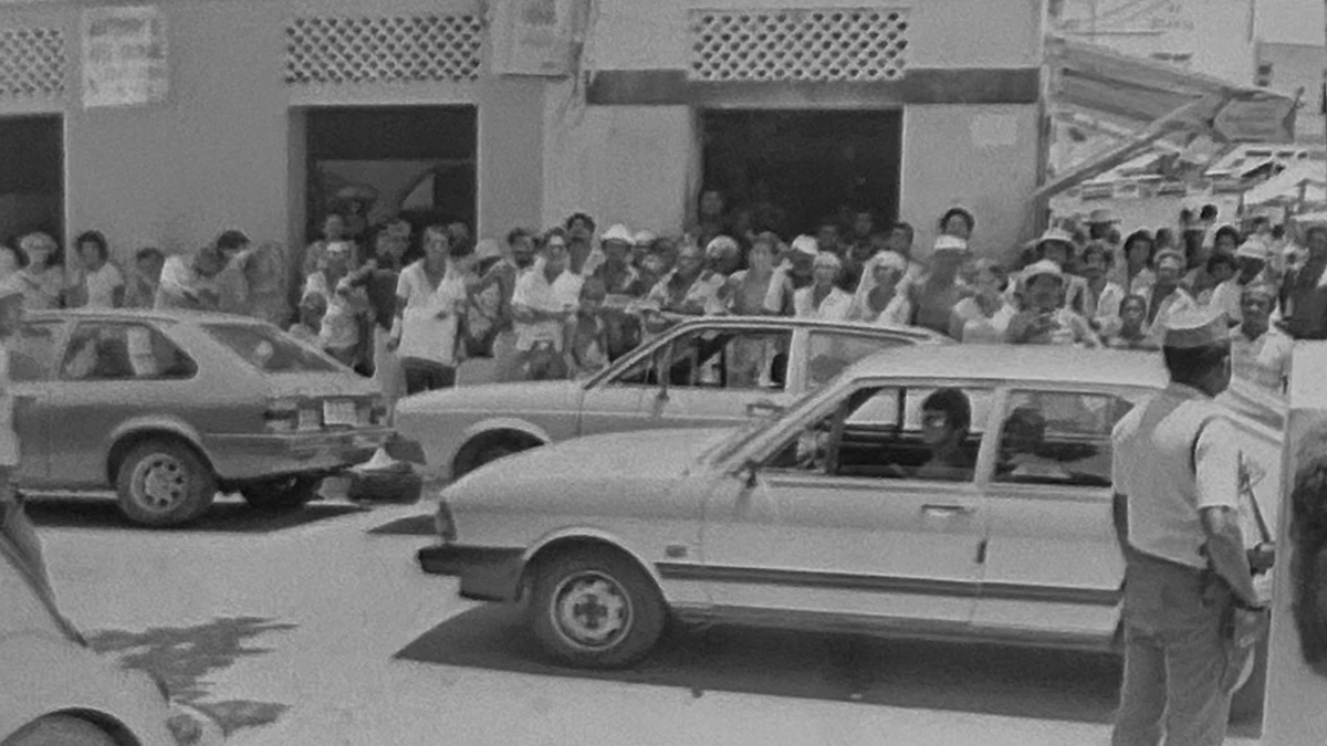 Movimentação em frente à delegacia, mas suspeitos não se apresentaram por Guilherme/Arquivo CORREIO