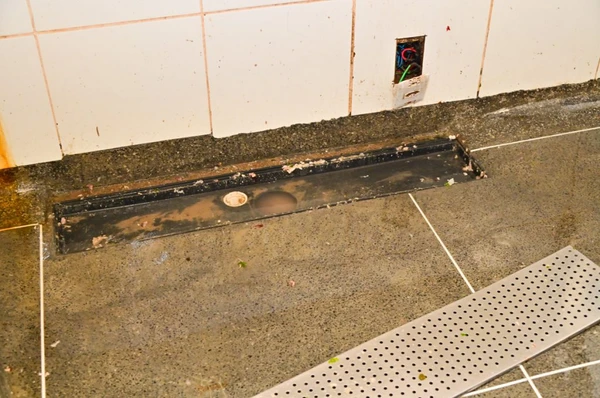 Parte da estrutura do açougue foi interditada por Divulgação/ Visa