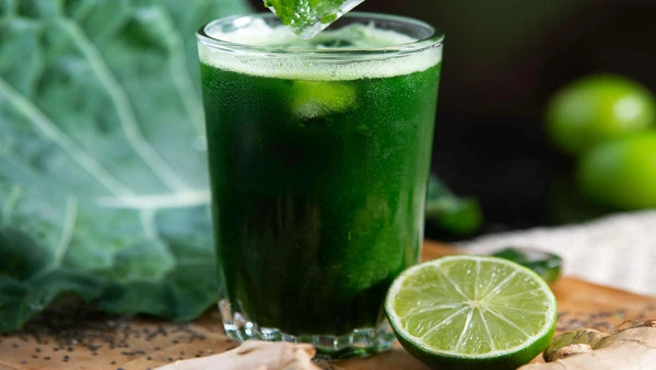  O limão é um alimento ácido que pode estimular a salivação por Pexels