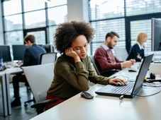 Imagem - Portaria sobre riscos psicossociais avança na lei, mas deixa empresas sem guia para cumprir exigências