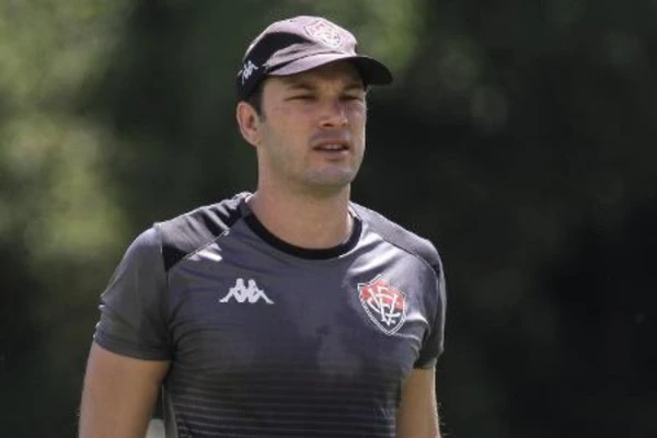 Bruno Pivetti durante sua passagem pelo Vitória