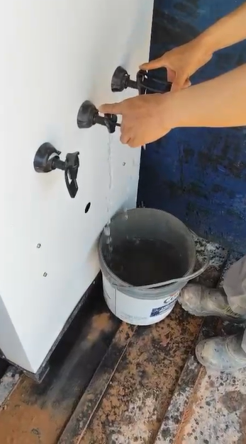 Operários reivindicam melhores condições de trabalho por Reprodução