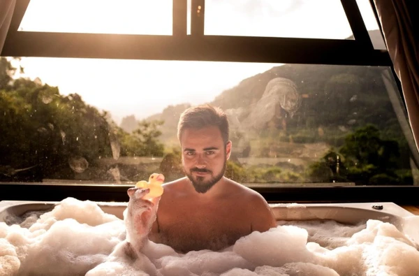 Rafael Machado agora produz conteúdo adulto