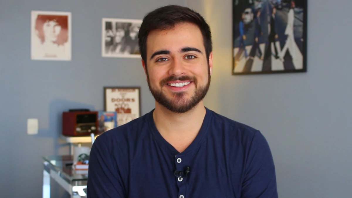 Rafael Machado foi repórter da Record e trabalhou no Programa do Gugu por Reprodução