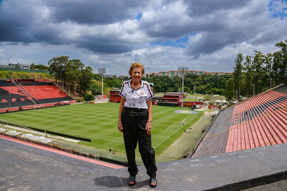 Torcedora do Vitória, Dona Iracema por Arisson Marinho