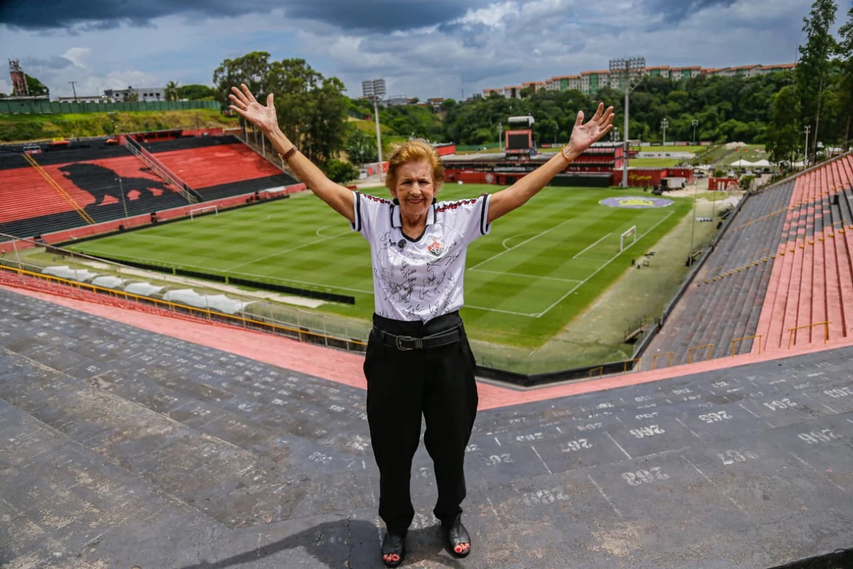 Torcedora do Vitória, Dona Iracema por Arisson Marinho