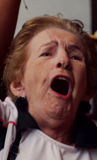 Torcedora do Vitória, Dona Iracema por Arisson Marinho