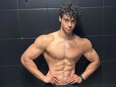 Imagem - Filho de Carla Perez e Xanddy, Victor Alexandre nega uso de anabolizantes: 'Optei por ser natural'