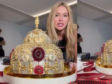 Imagem - Virginia impressiona seguidores ao exibir chocotone gigante de mais de R$ 5 mil feito especialmente para ela