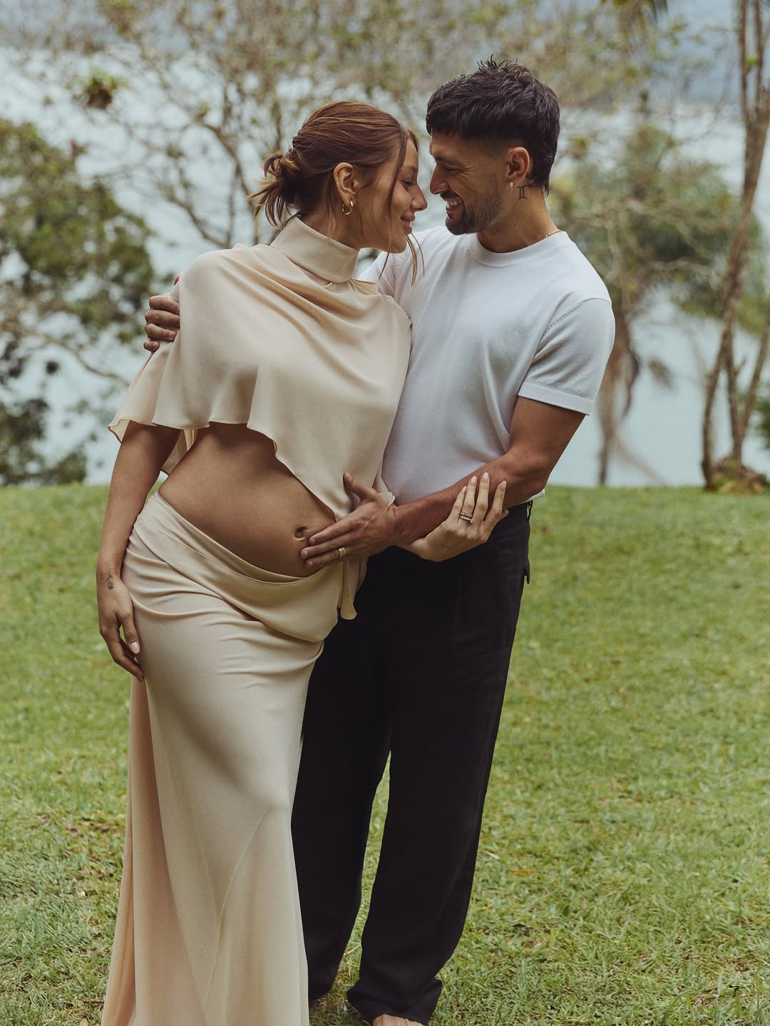 Arrascaeta e Camila Bastiani por Reprodução/Instagram